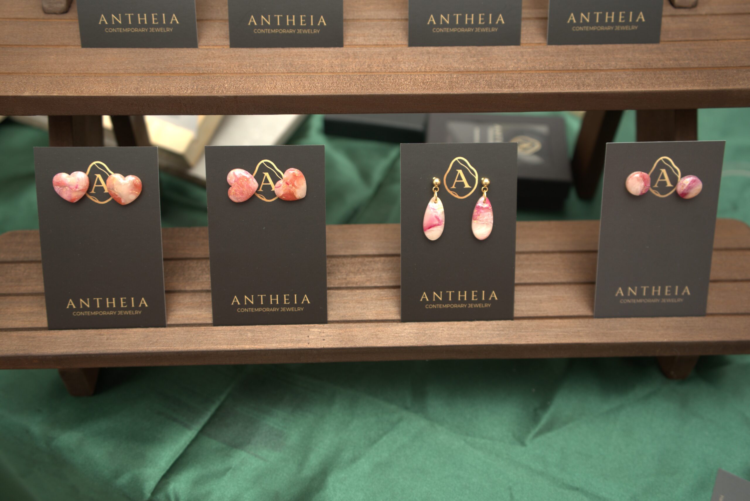 Rose Garden: Everyday Studs & Minis - Image 3